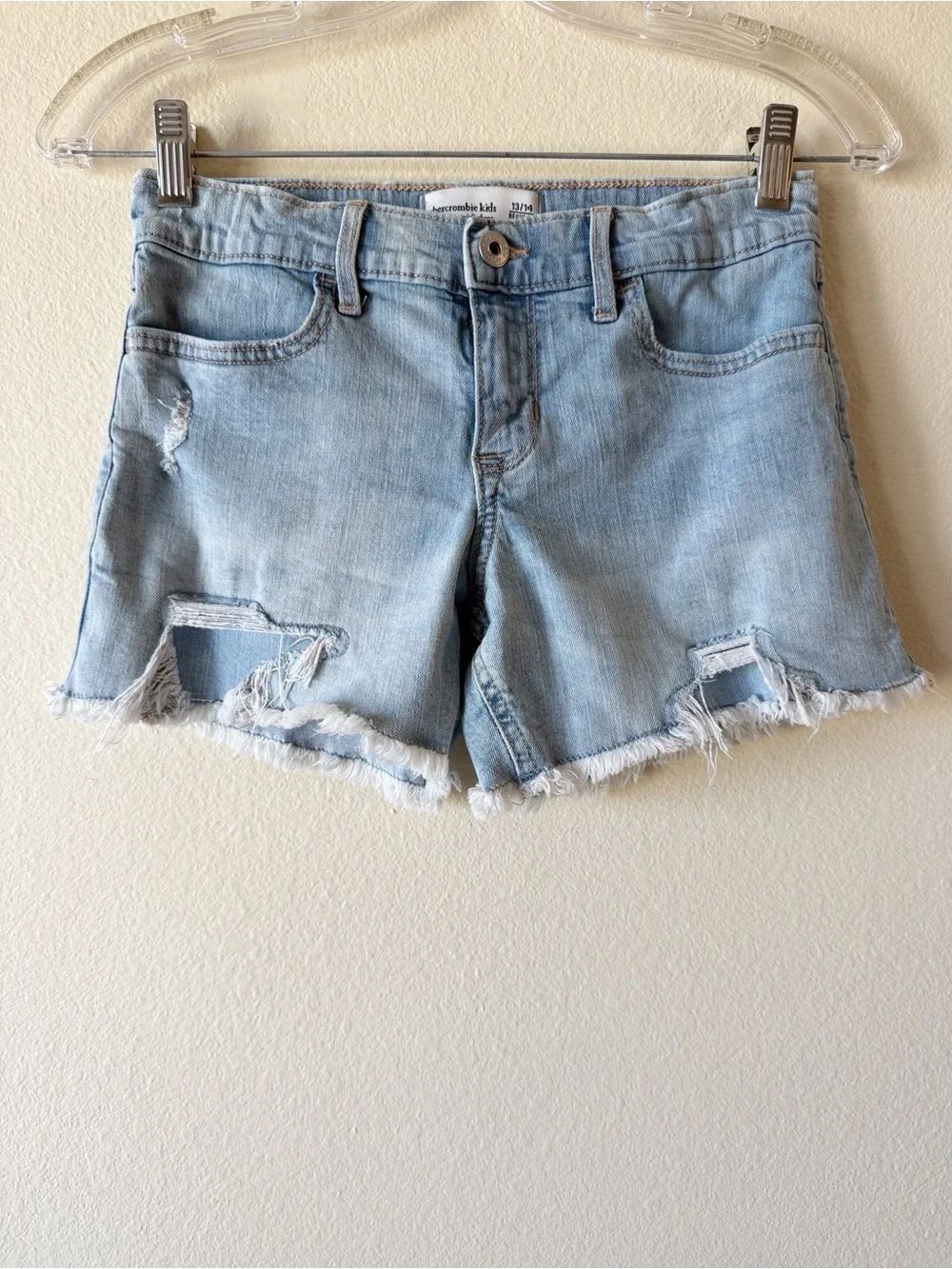 Abercrombie Kids Low Rise Midi Distressed Denim Shorts Light Wash Girls 13/14